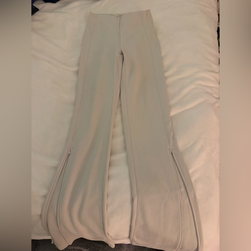 Lululemon pants